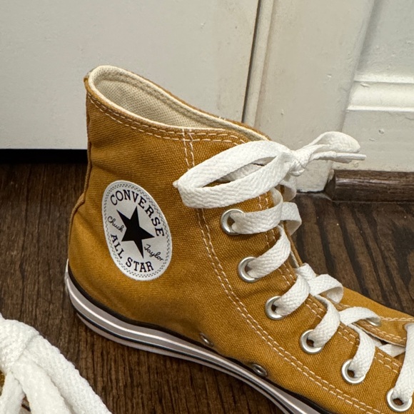 New Converse Run Star Trainer Low Shoes - Golden Wren  ⚜️ Converse Mustard Yellow sneakers size 7